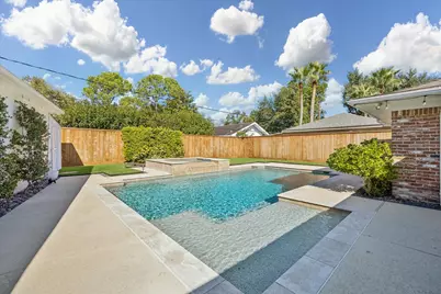 7902 Windswept Lane, Houston, TX 77063 - Photo 4