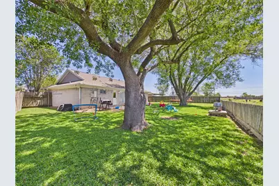 8403 Lazy Brook Lane, La Porte, TX 77571 - Photo 32