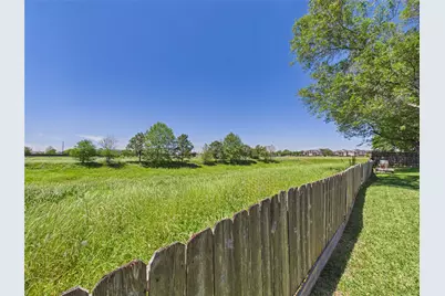 8403 Lazy Brook Lane, La Porte, TX 77571 - Photo 36