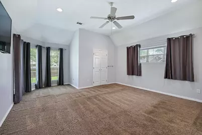 2107 Williams Way, Bryan, TX 77808 - Photo 10