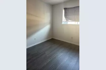 12807 Crow Valley Lane, Houston, TX 77099 - Photo 22