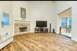 7618 Blossommist Ln, Richmond, TX 77047 - Photo 2