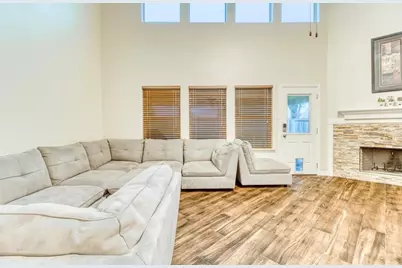 7618 Blossommist Ln, Richmond, TX 77047 - Photo 6