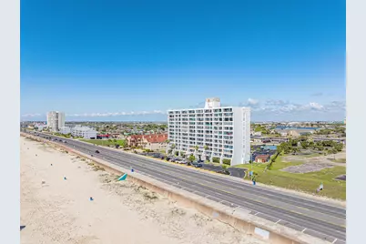 7310 Seawall Boulevard #402, Galveston, TX 77551 - Photo 6