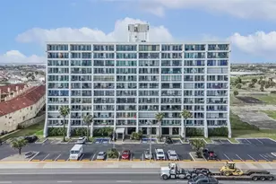 7310 Seawall Blvd, Galveston, TX 77551 - Photo 4