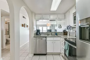 7310 Seawall Blvd, Galveston, TX 77551 - Photo 18