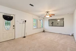 1303 Lake Rd, La Marque, TX 77568 - Photo 4