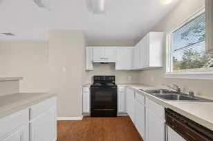 16022 Old River Rd, Channelview, TX 77530 - Photo 14