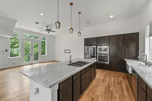 3205 Baron St, Houston, TX 77020 - Photo 8