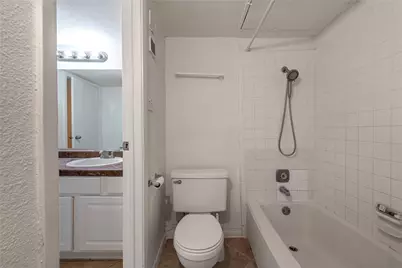 3005 Walnut Bend Lane #12, Houston, TX 77042 - Photo 12