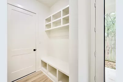 8803 Hollywood Garden Lane, Houston, TX 77080 - Photo 8