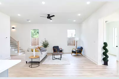 8803 Hollywood Garden Lane, Houston, TX 77080 - Photo 4