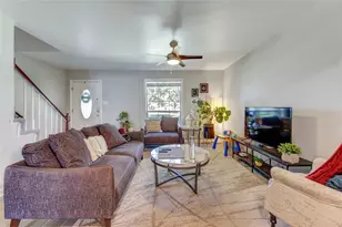 10372 Briar Forest Dr, Houston, TX 77042 - Photo 6