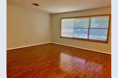 2005 2nd Street N, Texas City, TX 77590 - Photo 4