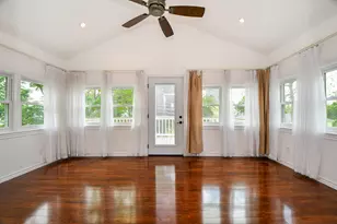 704 6th St, Kemah, TX 77565 - Photo 8