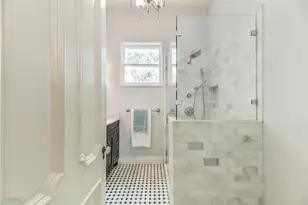 1309 Broadway St, Galveston, TX 77550 - Photo 12