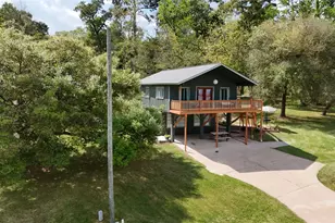 581 Northwood Dr, Point Blank, TX 77364 - Photo 2