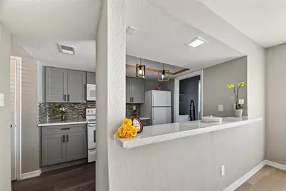 781 Country Place Drive #2054, Houston, TX 77079 - Photo 18