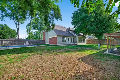 915 Highland Woods Drive, Highlands, TX 77562 - Photo 48