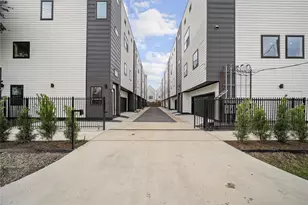 329 N Nagle St, Houston, TX 77003 - Photo 48