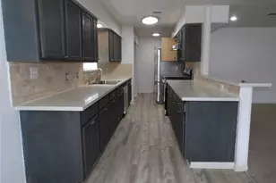 2434 Tyler Ln, Deer Park, TX 77536 - Photo 4