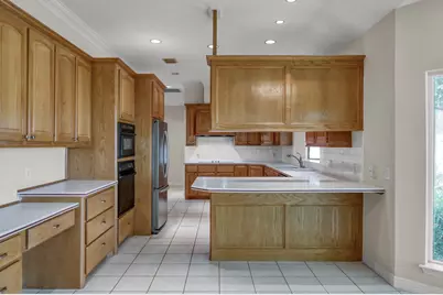 13777 Parkway Manor Drive, Willis, TX 77318 - Photo 16