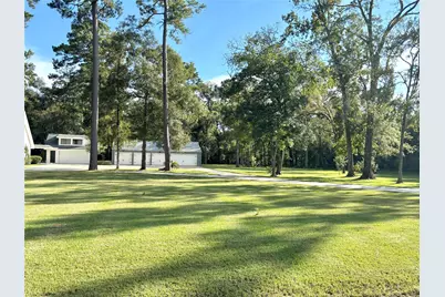 211 Garden West, Conroe, TX 77304 - Photo 4