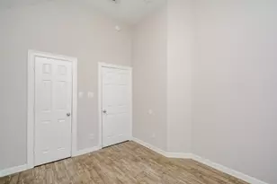 10347 Panther Point Dr, Houston, TX 77099 - Photo 14