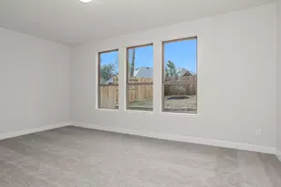 267 Mallards Rim Dr, Willis, TX 77318 - Photo 4