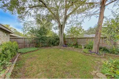 13547 Brook Hollow Drive, Sugar Land, TX 77498 - Photo 38