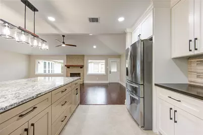 13547 Brook Hollow Drive, Sugar Land, TX 77498 - Photo 18