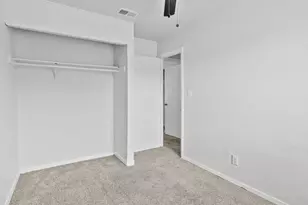 9706 Farragut St, Houston, TX 77078 - Photo 12