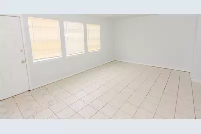 9706 Farragut Street, Houston, TX 77078 - Photo 2