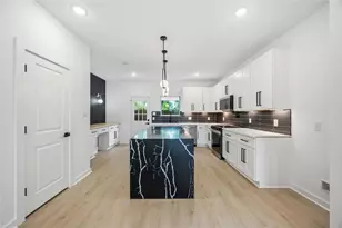 8205 Safebuy St, Houston, TX 77028 - Photo 10