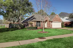 8903 Aberdeen Park Dr, Houston, TX 77095 - Photo 2