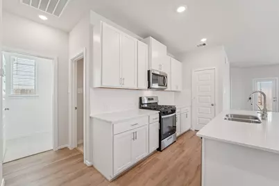 11424 Dark Amethyst Drive, Houston, TX 77048 - Photo 4