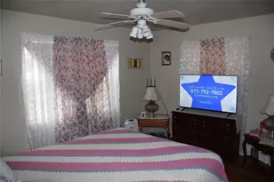 1114 Wilson Rd, Humble, TX 77338 - Photo 4