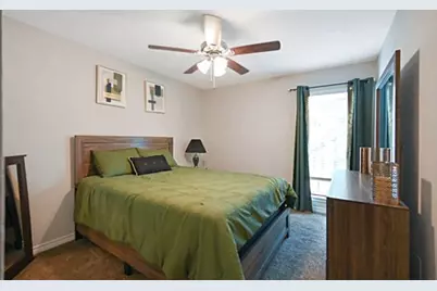 1901 Lakeside Drive #402, Seabrook, TX 77586 - Photo 4
