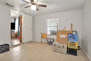 417 E Park St, Alvin, TX 77511 - Photo 16