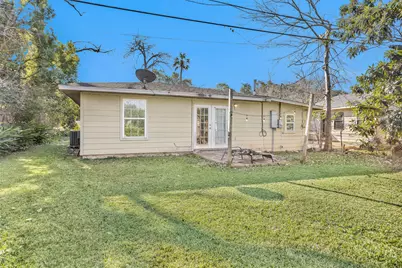 417 E Park Street, Alvin, TX 77511 - Photo 20