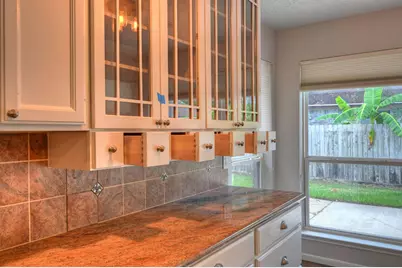 15 White Bark, The Woodlands, TX 77381 - Photo 2