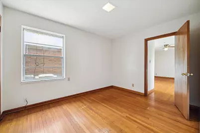 225 W Spreading Oak Drive, Houston, TX 77076 - Photo 8