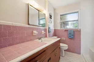 225 W Spreading Oak Dr, Houston, TX 77076 - Photo 6