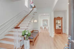 2703 Mid Ln, Houston, TX 77027 - Photo 2