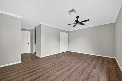 12623 S Dairy Ashford Road, Houston, TX 77099 - Photo 32