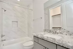 1227 W 19th St, Houston, TX 77008 - Photo 20