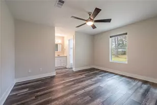 3426 E Meadow Ln, Dickinson, TX 77539 - Photo 16