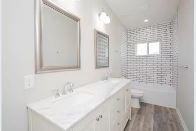 147 S 66 Street, Houston, TX 77011 - Photo 32