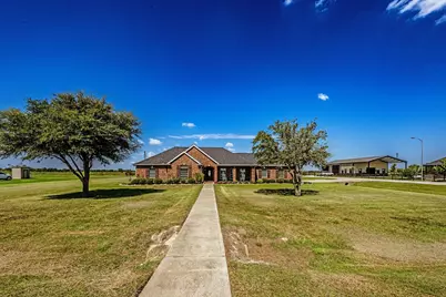 11702 Bisonte Street, Needville, TX 77461 - Photo 2