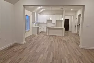 419 Zeus Mountains Dr, Crosby, TX 77532 - Photo 2